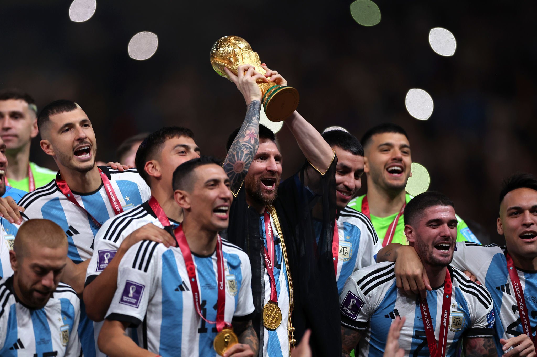 ميسي بطل مونديال قطر 2022