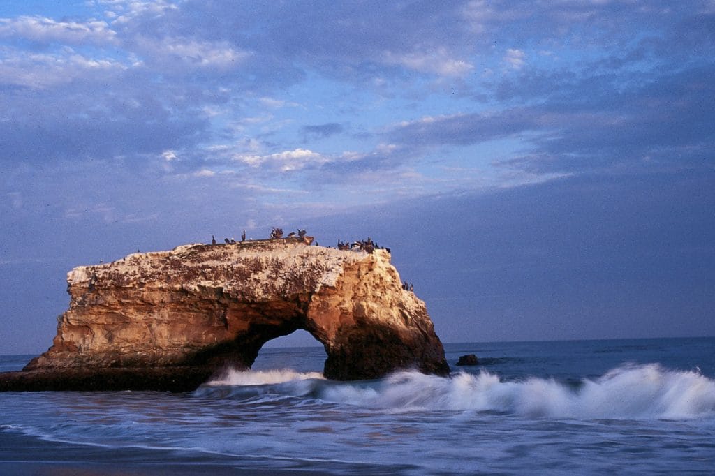 natural-bridges-1460217-1278x851-1-1024x682.jpg