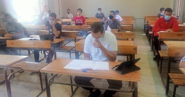 لطلاب الثانوية العامة.. 10 أشياء مسموح بها داخل لجنة الامتحان.. تعرف عليها